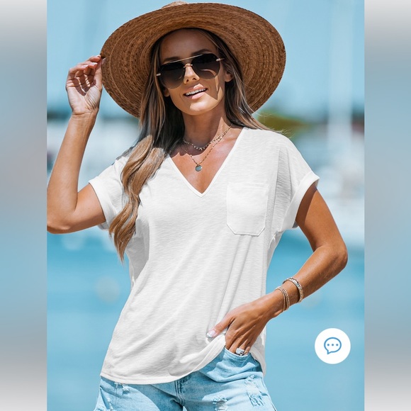 Cupshe Tops - NWT Slub Knit V-Neck Tee by CUPSHE